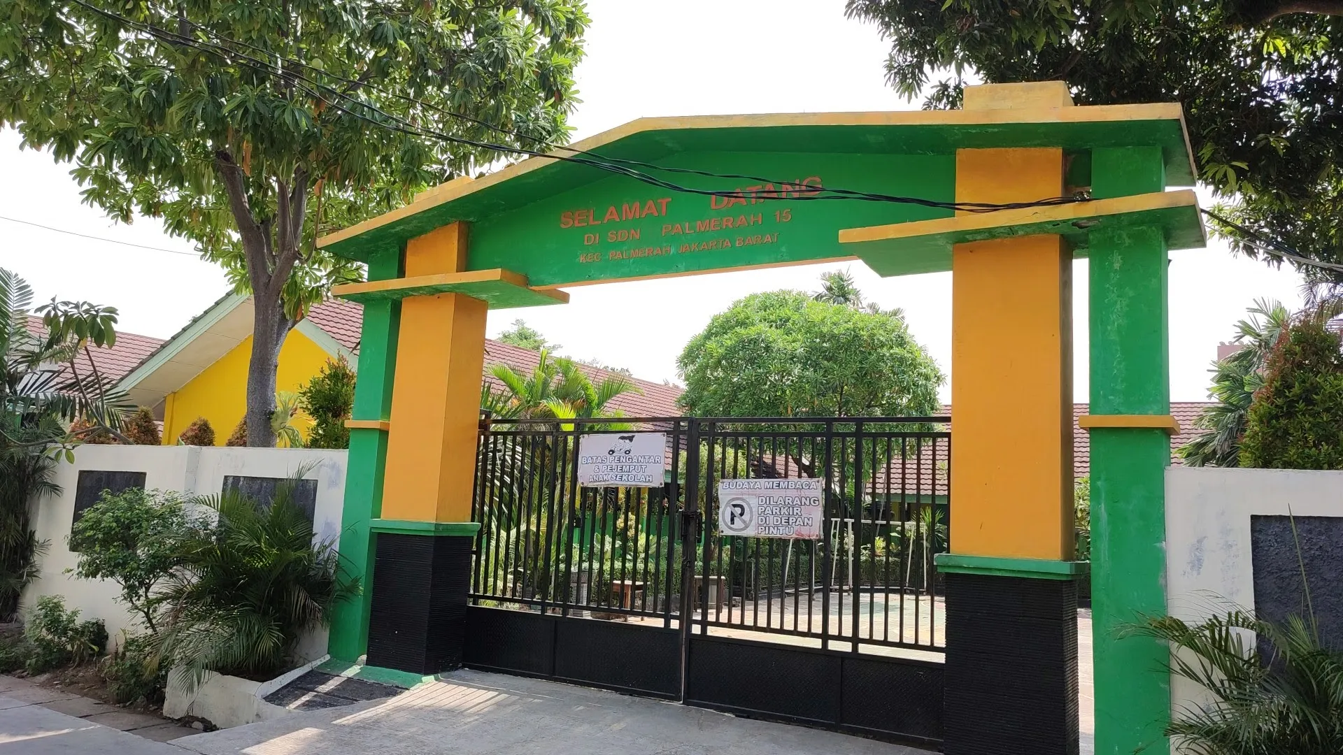 Layanan Publik